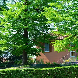*** Affittacamere Il Giardino Nel Parco R&b Italia